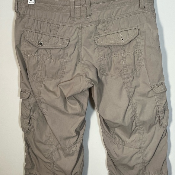 Kuhl Imperfection Tan Cargo Capris Oversized Sz 4 - Picture 5 of 7